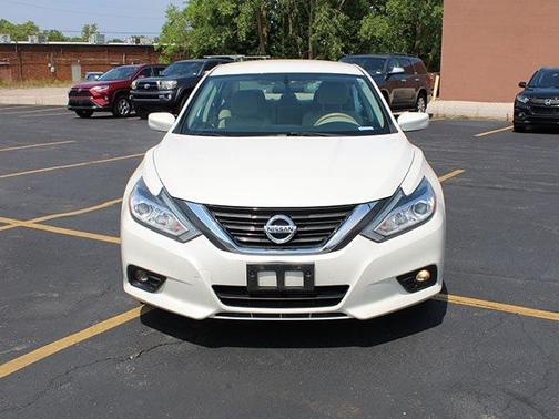 2016 Nissan Altima 2.5 SV