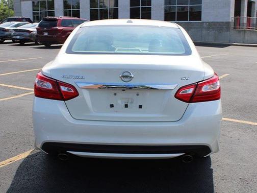 2016 Nissan Altima 2.5 SV
