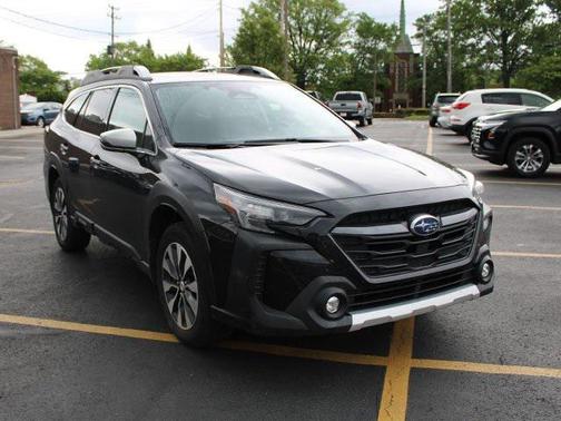 2023 Subaru Outback Touring