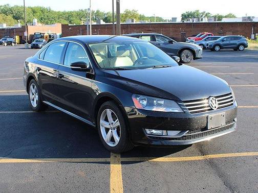 2015 Volkswagen Passat 1.8T Limited Edition