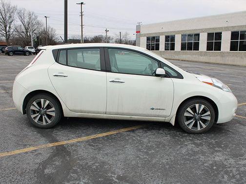 2016 Nissan Leaf SV