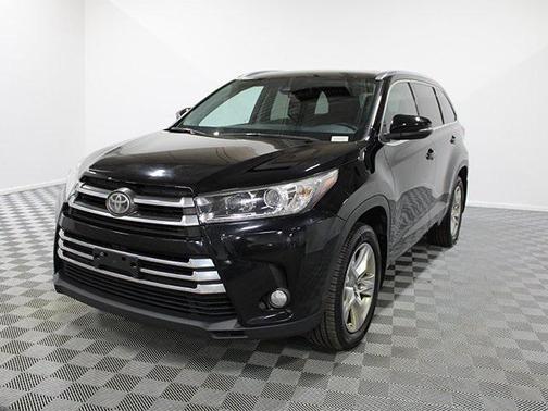 2017 Toyota Highlander Limited