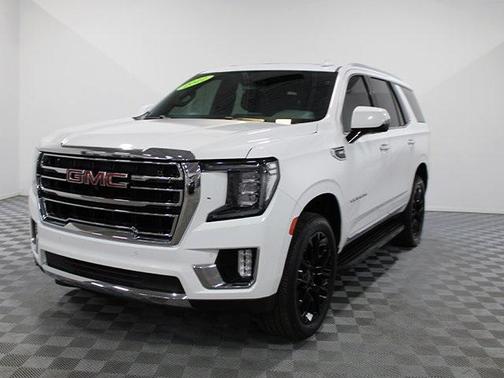 2022 GMC Yukon SLT