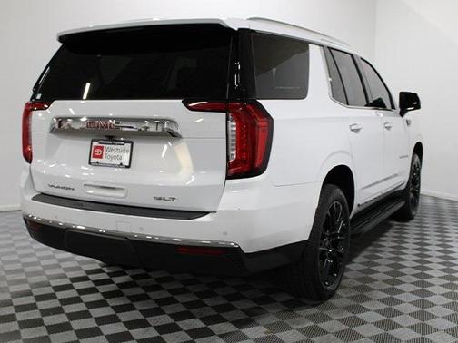 2022 GMC Yukon SLT