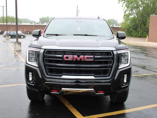 2022 GMC Yukon 4WD AT4