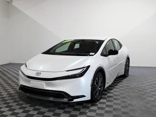 2024 Toyota Prius XLE