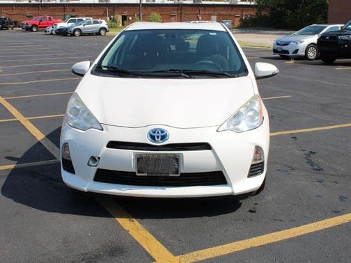 2013 Toyota Prius c Two