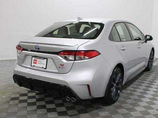 2025 Toyota Corolla Hybrid SE