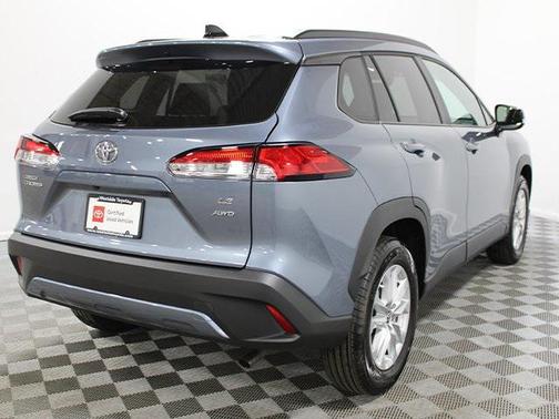 2025 Toyota Corolla Cross LE