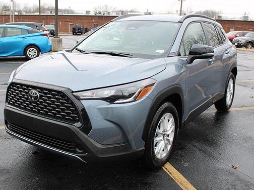 2025 Toyota Corolla Cross LE