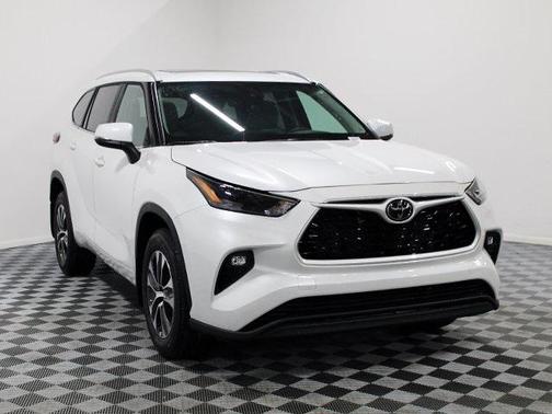 2026 Toyota Highlander XLE