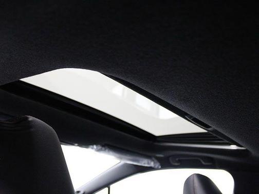 Wind Chill Prl/ 2026 Toyota Corolla XSE