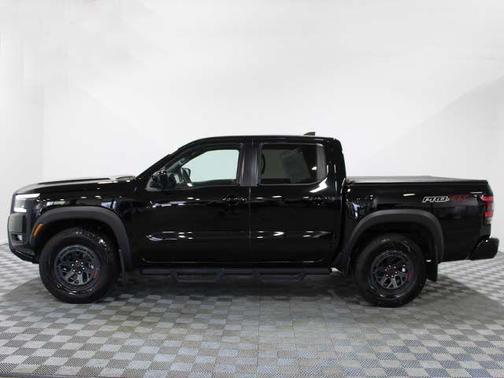 Super Black 2025 Nissan Frontier PRO-4X