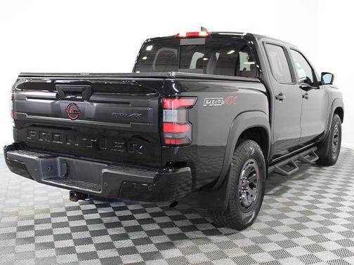 Super Black 2025 Nissan Frontier PRO-4X