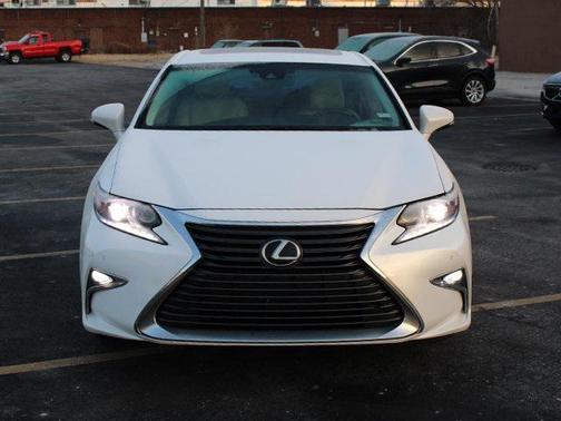 2016 Lexus ES 350 Base