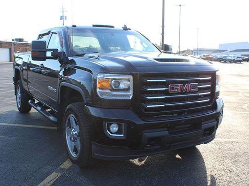Onyx Black 2018 GMC Sierra 2500 SLT