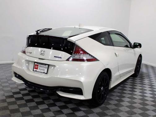 Ivory Pearl 2016 Honda CR-Z LX