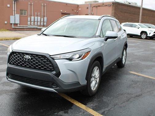 2023 Toyota Corolla Cross LE