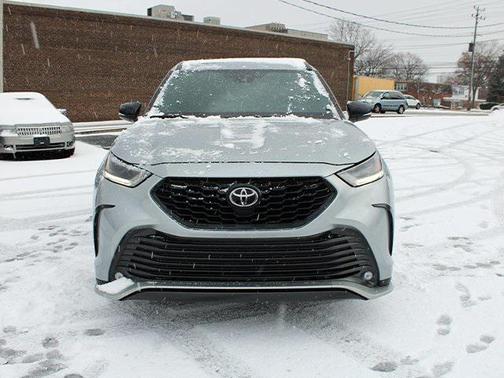 2021 Toyota Highlander XSE