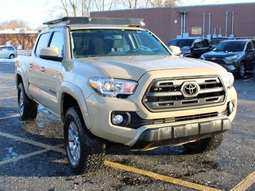 2017 Toyota Tacoma SR5