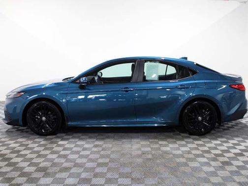 Ocean Gem 2025 Toyota Camry SE