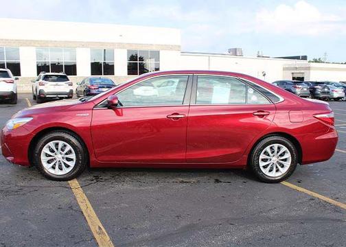 Ruby Flare Pearl 2017 Toyota Camry Hybrid LE