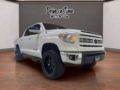 2017 Toyota Tundra SR5