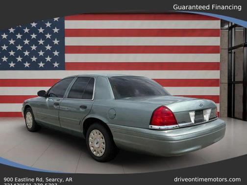 2006 Ford Crown Victoria Base