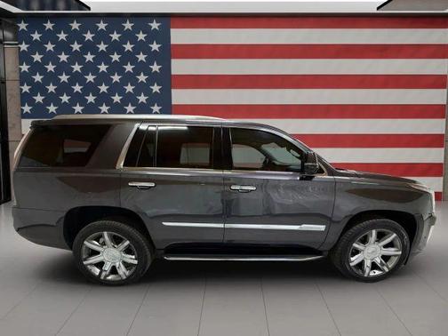 2017 Cadillac Escalade Premium Luxury