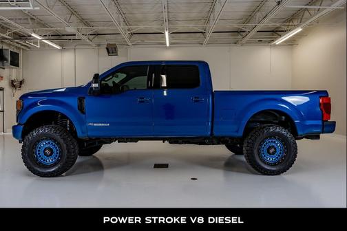 Atlas Blue Metallic 2022 Ford F-250 Lariat