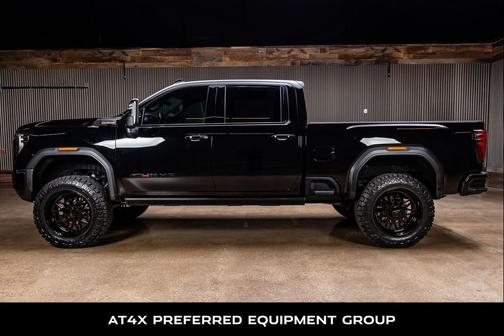 2025 GMC Sierra 2500 AT4X