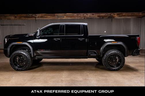 2025 GMC Sierra 2500 AT4X