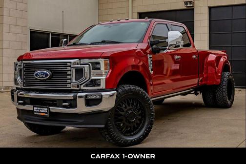 Rapid Red Metallic Tinted Clearcoat 2022 Ford F-350 King Ranch