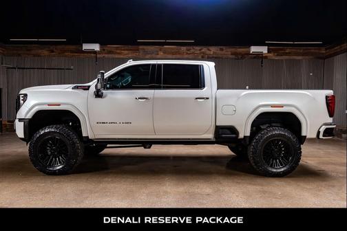 2024 GMC Sierra 2500 Denali