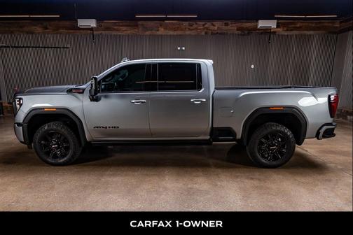 Sterling Metallic 2024 GMC Sierra 2500 AT4