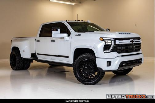 Polar White Tricoat 2026 Chevrolet Silverado 3500 High Country