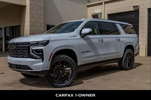 Polar White Tricoat 2026 Chevrolet Suburban High Country, 4WD