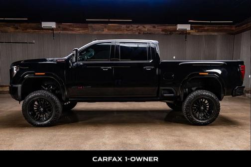 2025 GMC Sierra 2500 AT4