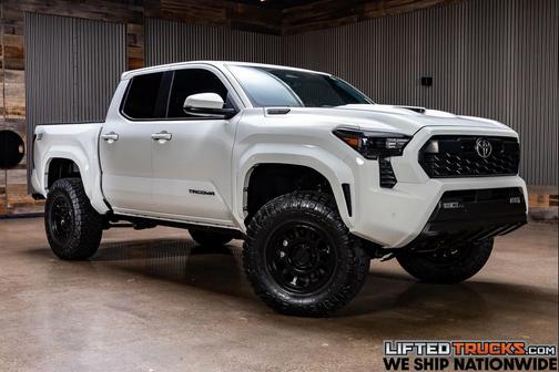 2024 Toyota Tacoma Hybrid TRD Sport