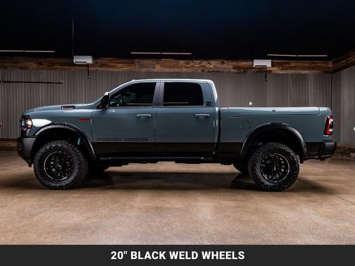 Anvil Clear Coat/Diamond Black Crystal Pearl Coat 2021 RAM 2500 Power Wagon