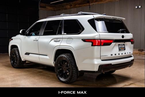 2025 Toyota Sequoia Platinum