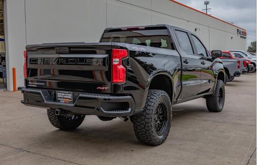 Black 2022 Chevrolet Silverado 1500 Limited RST