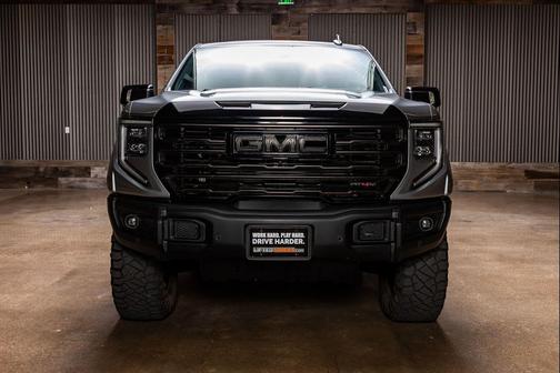 2024 GMC Sierra 1500 AT4X