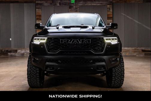 Diamond Black Crystal Pearlcoat 2025 RAM 1500 RHO Crew Cab 4x4 5'7' Box