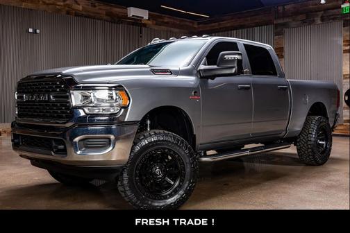 2024 RAM 2500 Tradesman Crew Cab 4x4 6'4' Box
