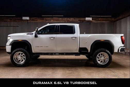 White Frost Tricoat 2021 GMC Sierra 2500 Denali