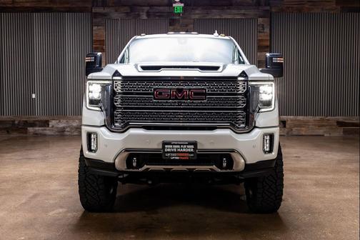 White Frost Tricoat 2021 GMC Sierra 2500 Denali