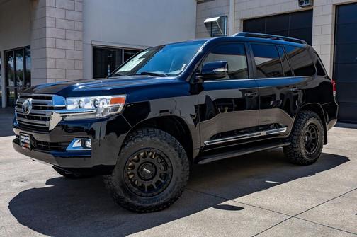 Midnight Black Metallic 2019 Toyota Land Cruiser Base
