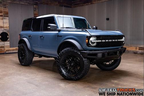 Azure Gray Metallic Tri-Coat 2024 Ford Bronco Wildtrak