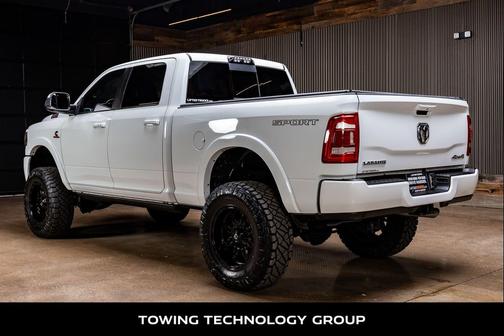 2020 RAM 2500 Laramie Crew Cab 4X4 6'4' Box